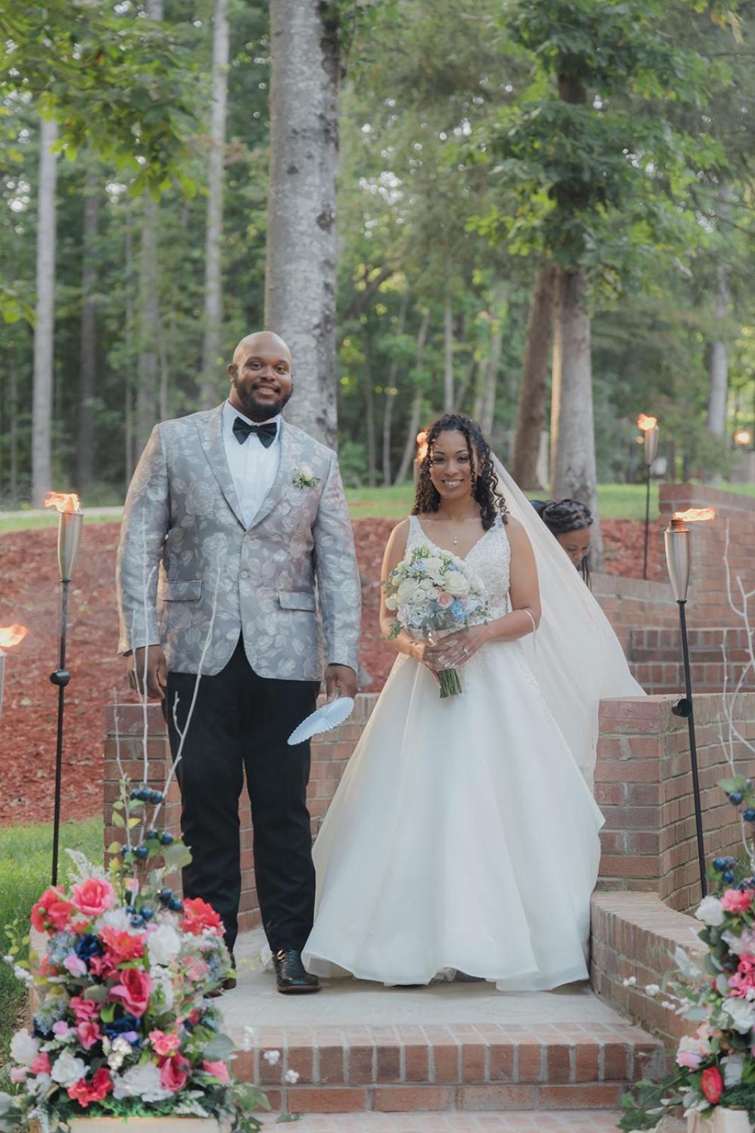 Whisper Chateau Weddings Reunions Groups 75 Plus Greensboro Exterior photo